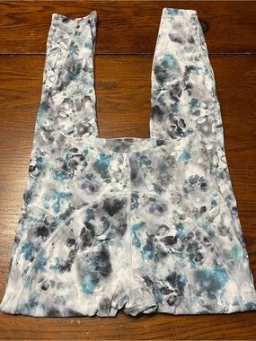 lululemon athletica White, Gray & Teal Marbled Leggings women’s size 4
